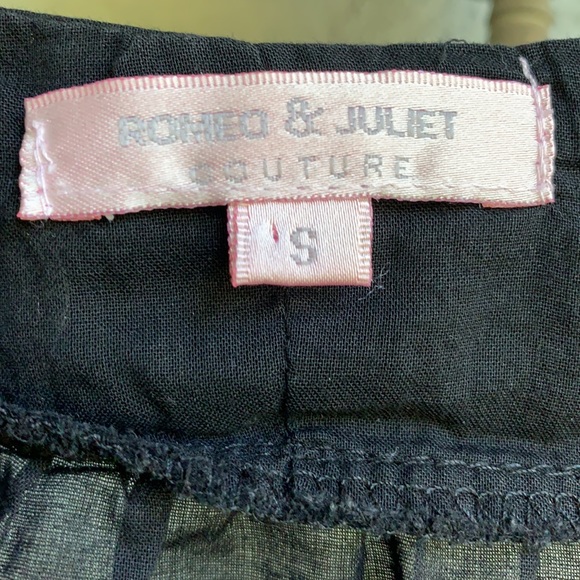 🌸🌸 3/$20 Romeo & Juliet Couture blouse - Picture 2 of 12